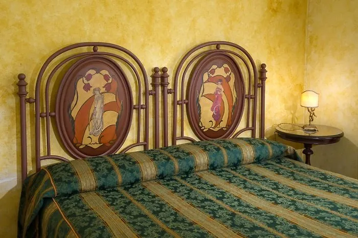 Chiaja Hotel De Charme Naples Italie