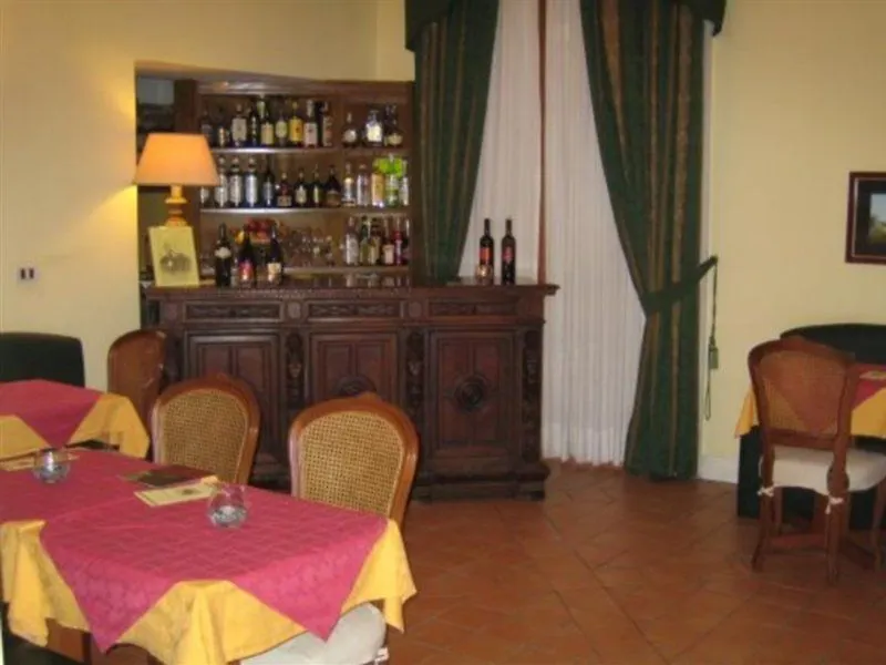 ***  Chiaja Hotel De Charme Naples Italie